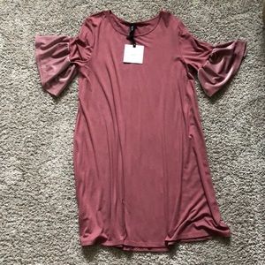 Agnes and Dora adore tunic